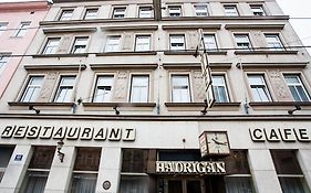 Hotel Hadrigan